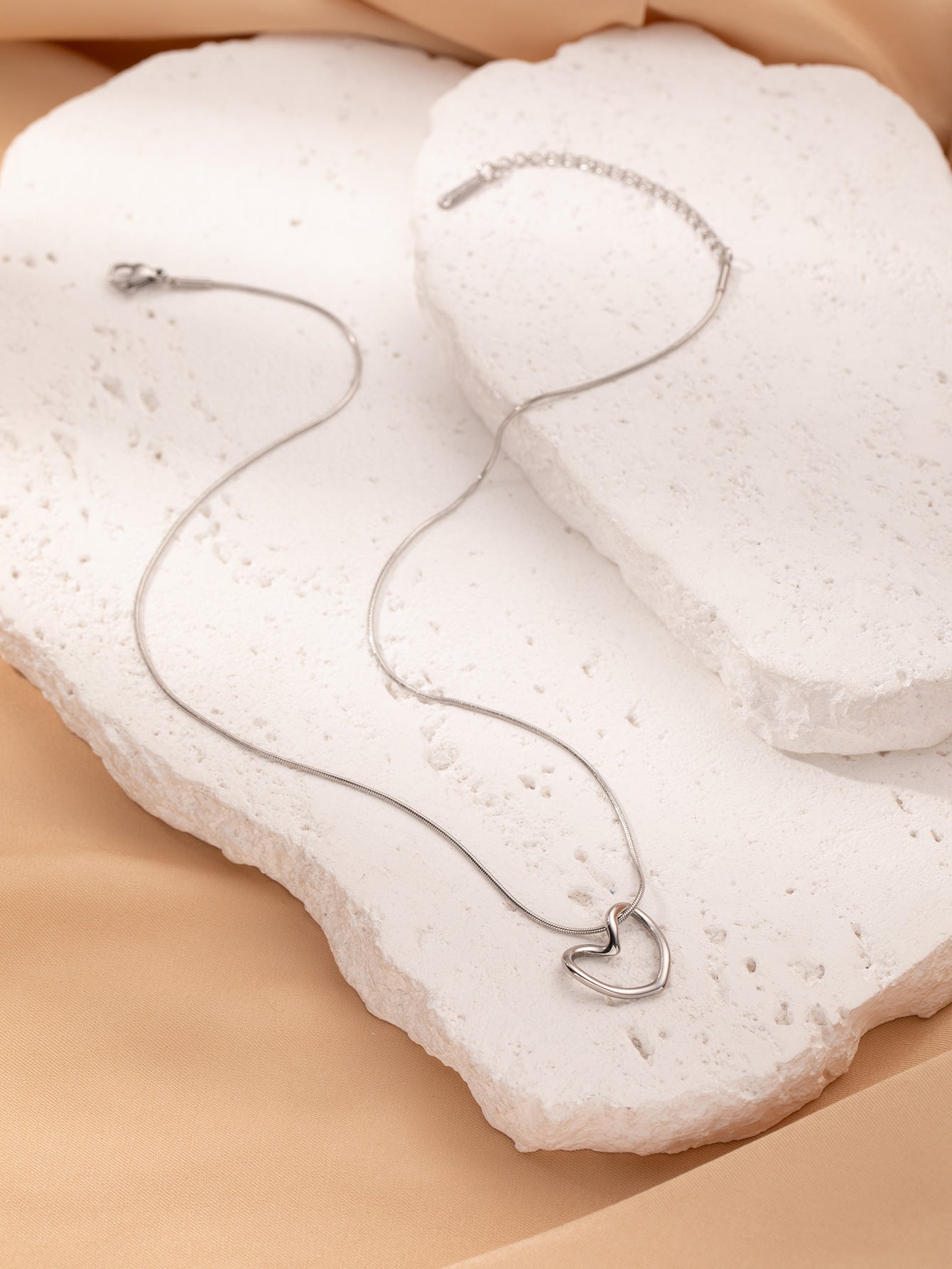 Jewelry Stainless Steel Twist Hollow Heart Pendant Necklace - Gifts for Them